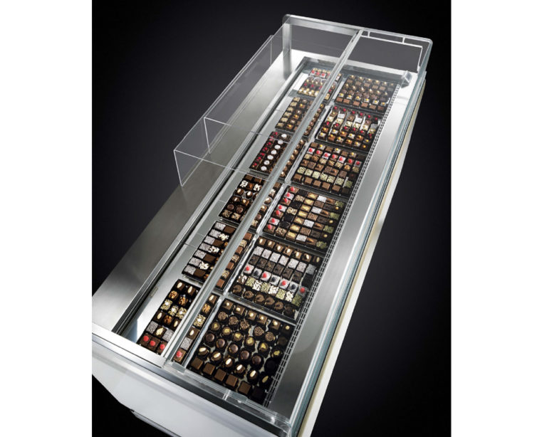 vitrine_apura_b-z-c126.jpg