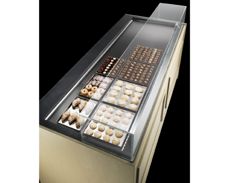 vitrine_apura_c-z-c450.jpg