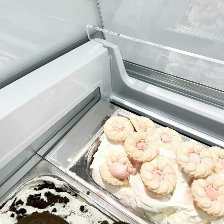 Vitrine pour glaces